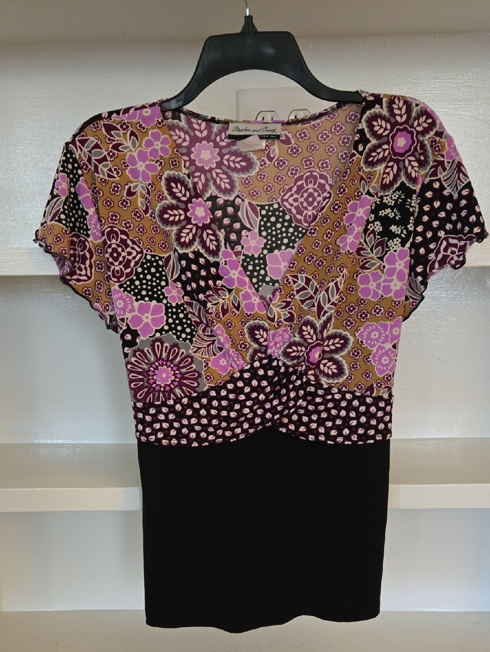 Stephen and Casey Floral V-Neck Knit Top in Purple and Tan